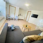 Aday - 2 Bedroom Close To Hospital Ålborg