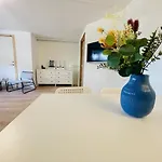 Aday - 2 Bedroom Close To Hospital Lägenhet