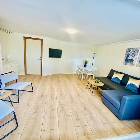 Aday - 2 Bedroom Close To Hospital Lägenhet *