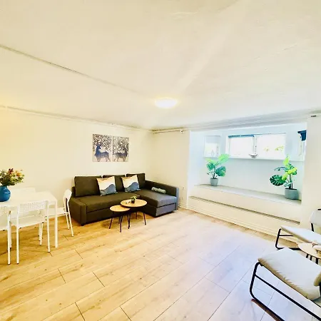 Aday - 2 Bedroom Close To Hospital * Aalborg